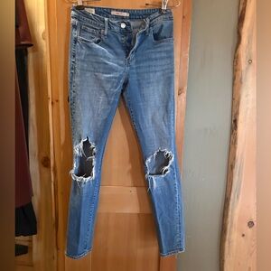 Levi’s 721 Distressed Highrise Skinny Jeans